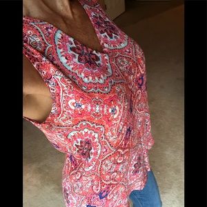 Rose & Olive Sleeveless Blouse. Size S